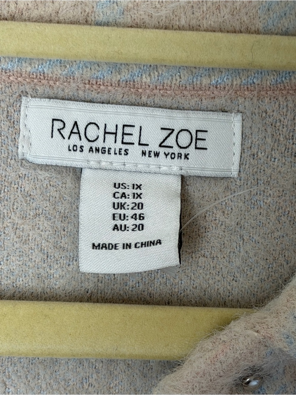 Rachel Zoe Fuzzy Plaid Shacket Jacket 1X Beige Blue Fuzzy Snap Front - Picture 6 of 9